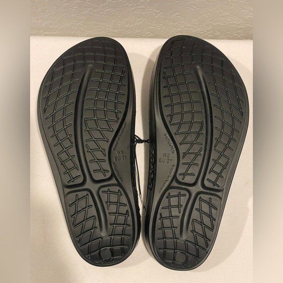 OOFOS OOlala Sandals Atlantis - US Women's 6 EU 37 - Picture 5 of 7